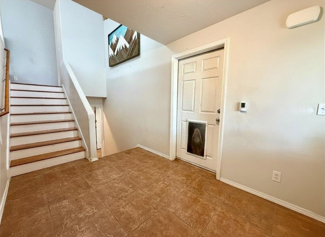 139 Getty Dr - Photo 2 of 20