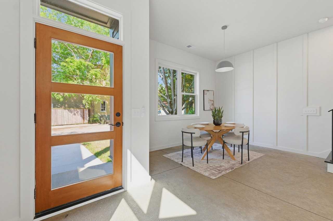 6 F St - Photo 3 of 20
