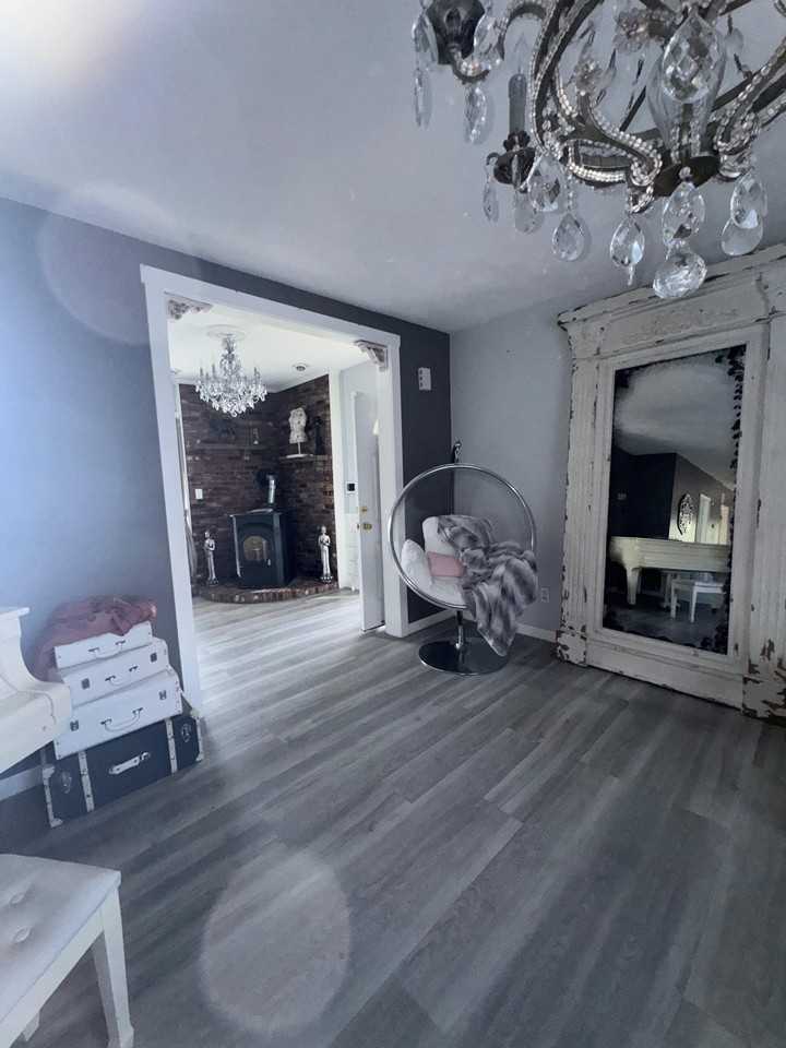 126 Haverhill St - Photo 7 of 13