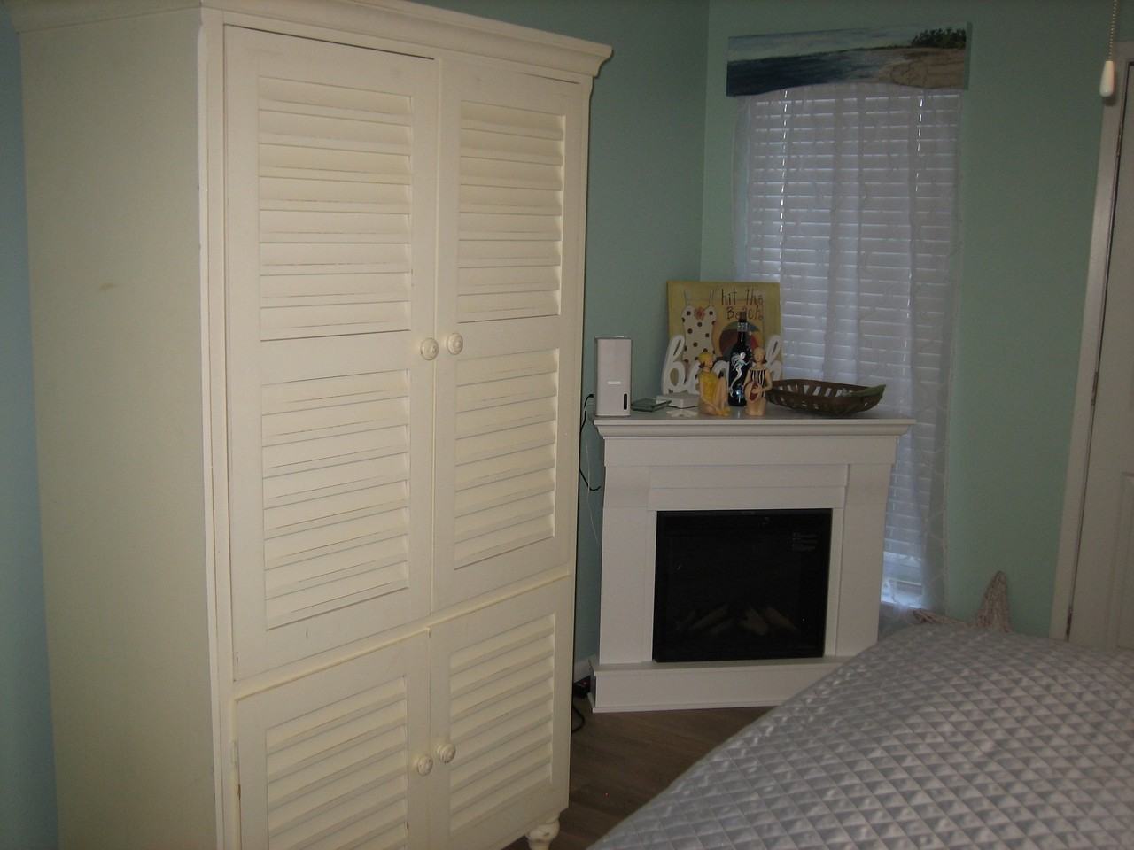 1128 N Alston St - Photo 3 of 20