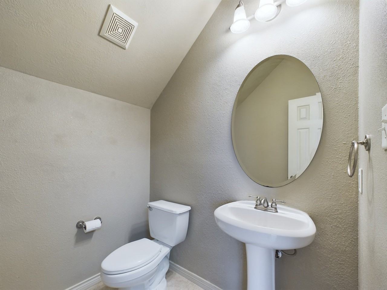 422 Forest Dr - Photo 7 of 20