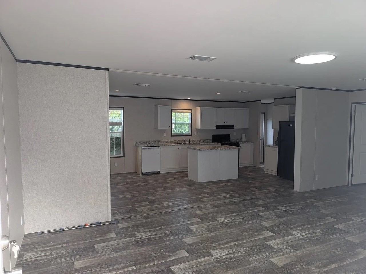 402 Nw 48th Ter - Photo 5 of 10