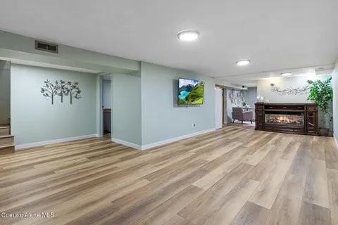 1615 E Pennsylvania Ave - Photo 5 of 14