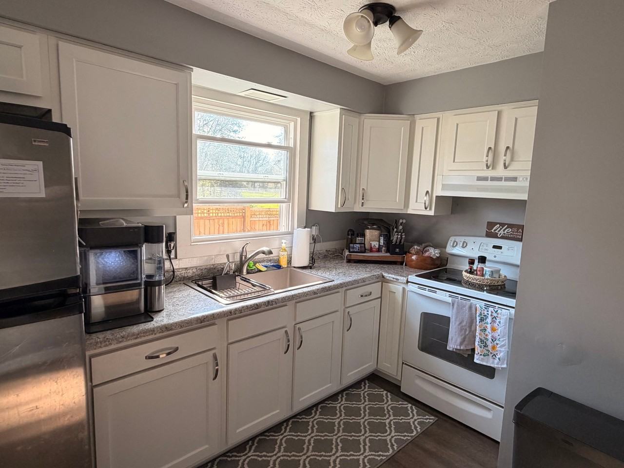 211 Centenial Ave #211 - Photo 4 of 20