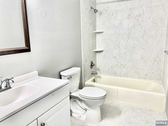 629 Central Ave #1 - Photo 2 of 8