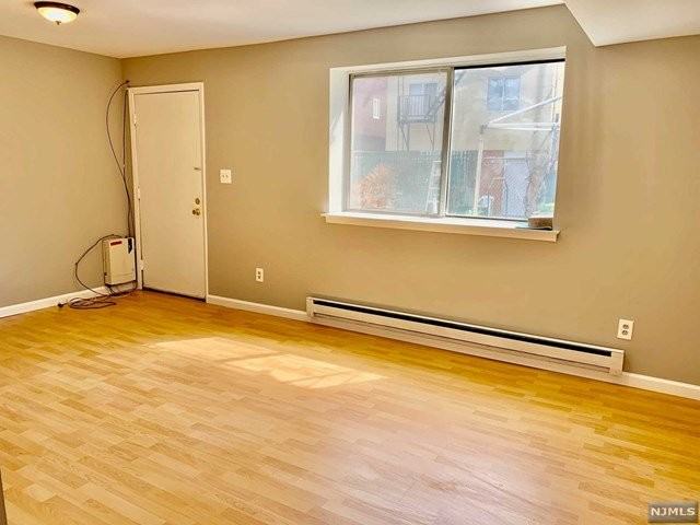 629 Central Ave #1 - Photo 5 of 8