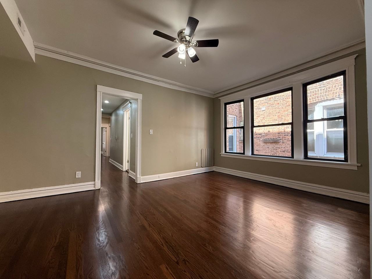 5843 S Michigan Ave #2N - Photo 2 of 16