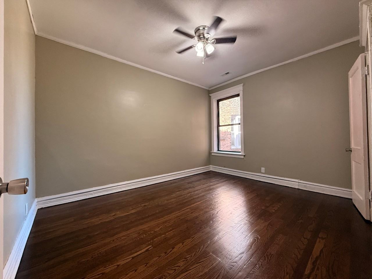 5843 S Michigan Ave #2N - Photo 5 of 16