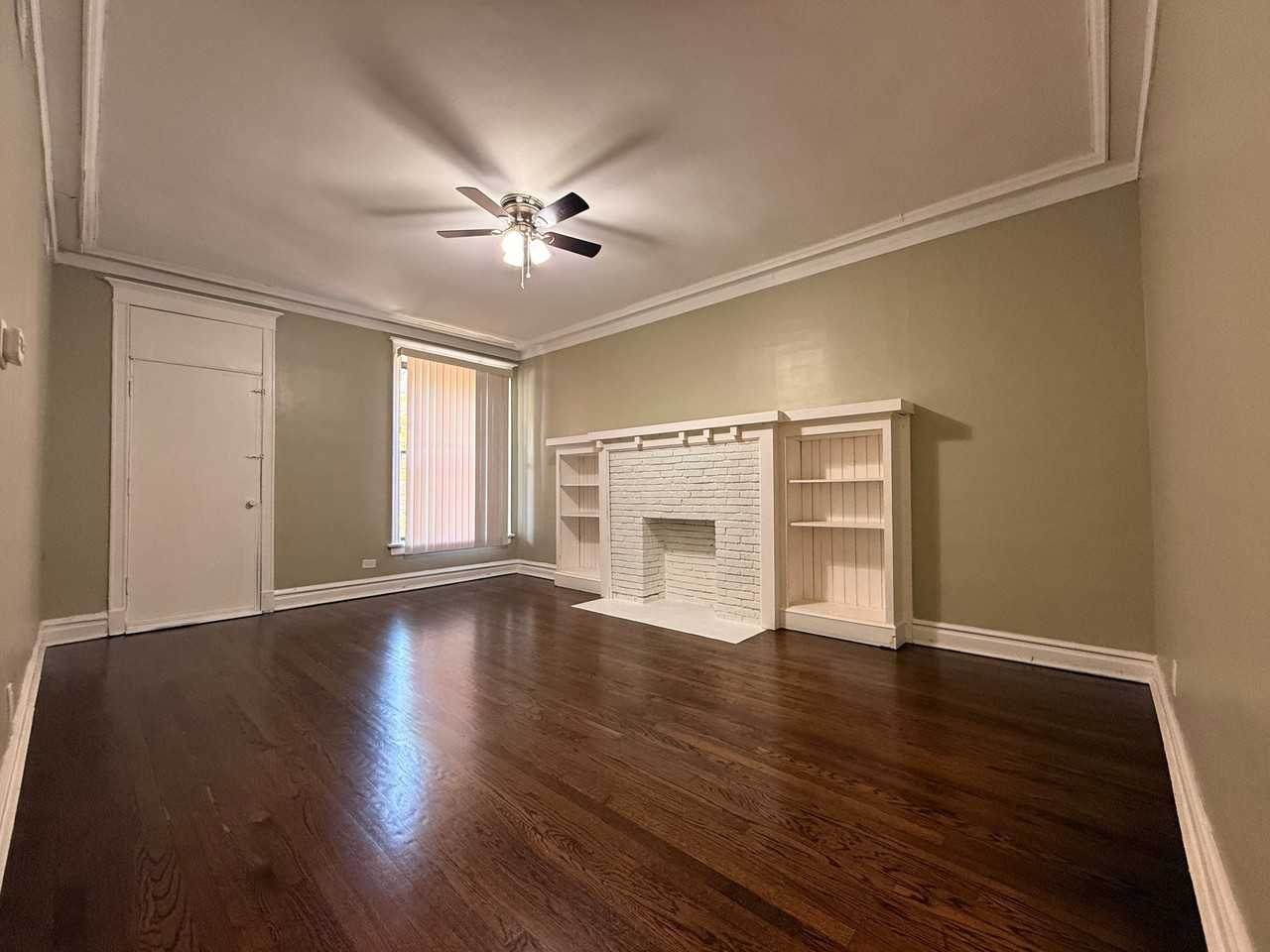 5843 S Michigan Ave #2N - Photo 7 of 16
