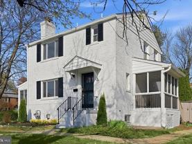 11527 Grandview Ave - Photo 1 of 1