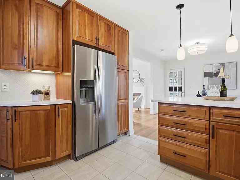 11527 Grandview Ave - Photo 6 of 20