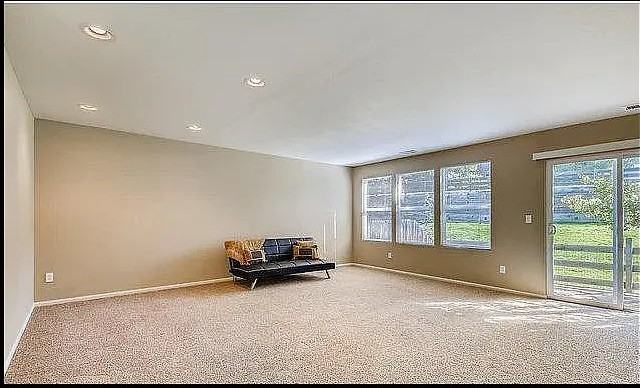 159 Montgomery Dr - Photo 7 of 18