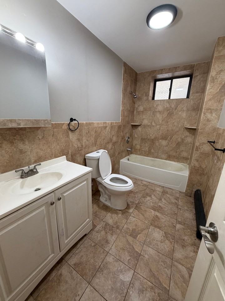 150 S Harrison St #1F - Photo 5 of 7