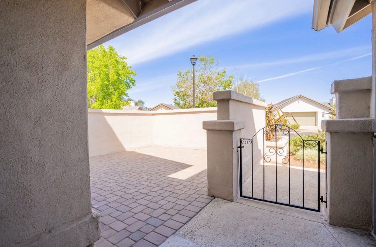 846 Tempus Cir - Photo 4 of 23