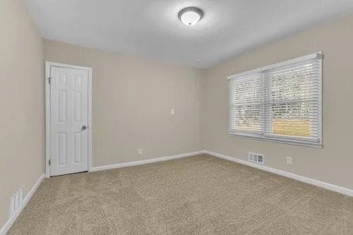 1873 Campbellton Rd Sw #A11 - Photo 7 of 9