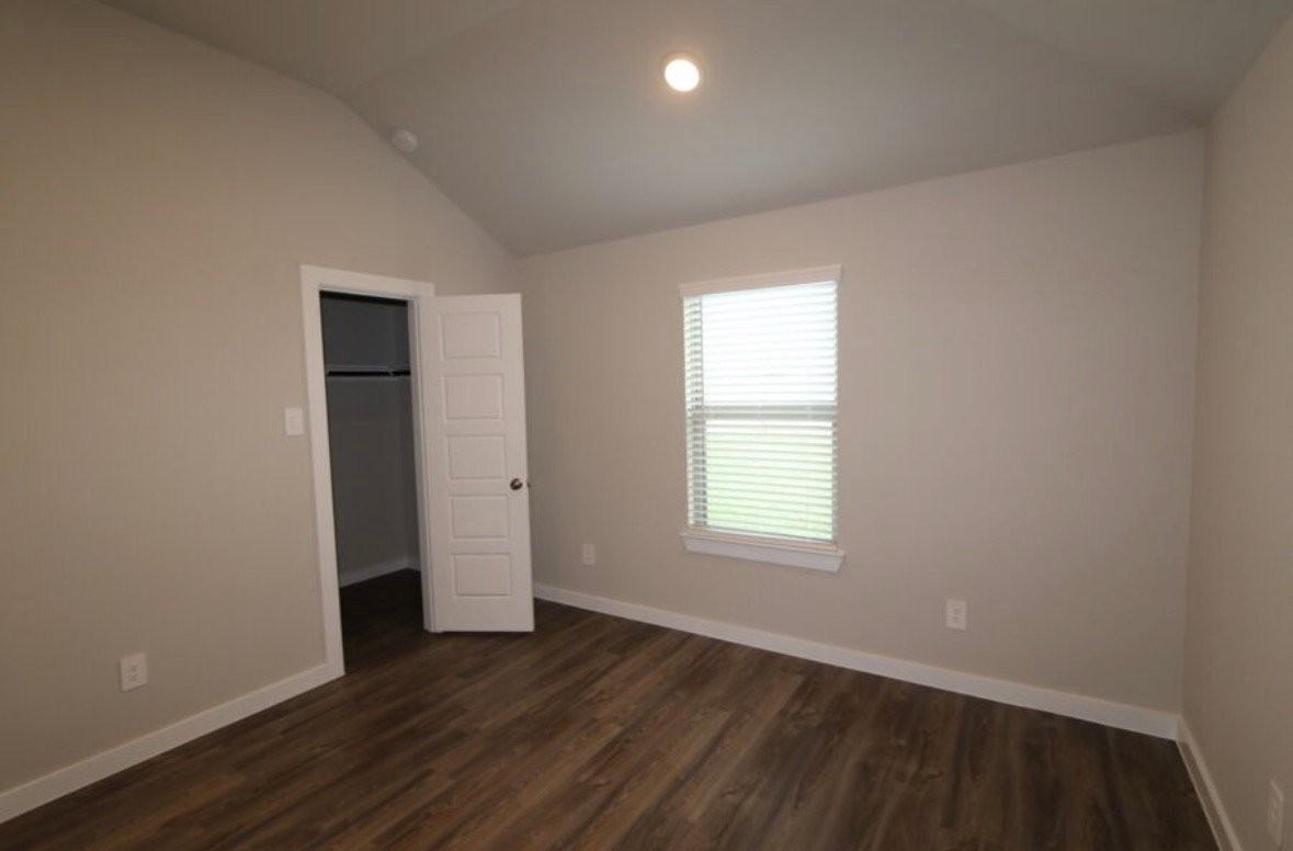 333 Birch Blossom Path - Photo 7 of 13