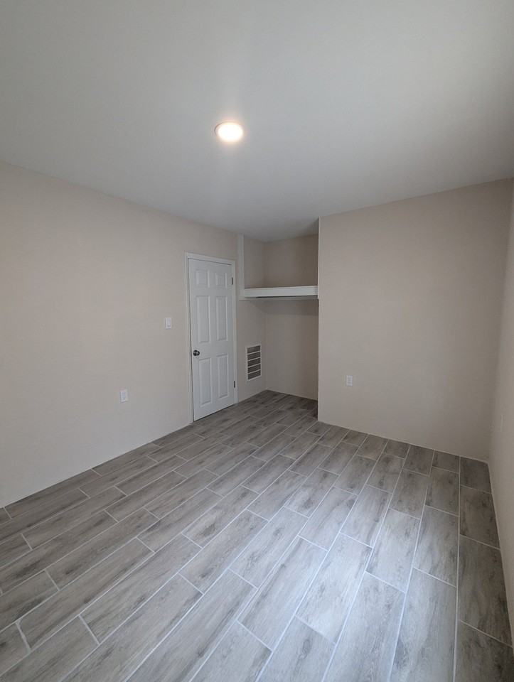 10 N Ohio St - Photo 5 of 7