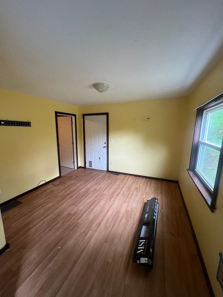 57801 Moorewin Dr - Photo 3 of 6