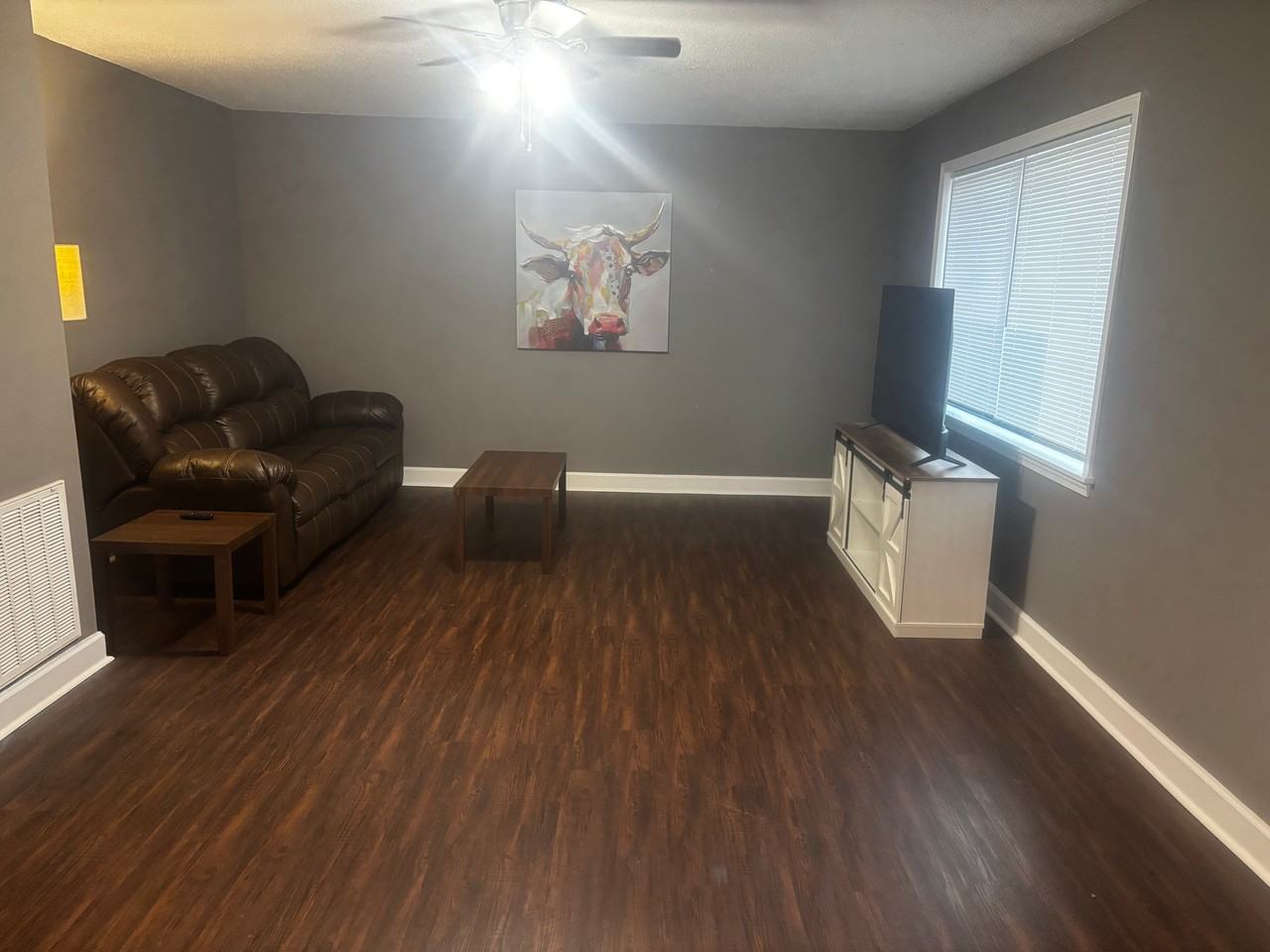906 Fairchild Ave #B - Photo 2 of 14