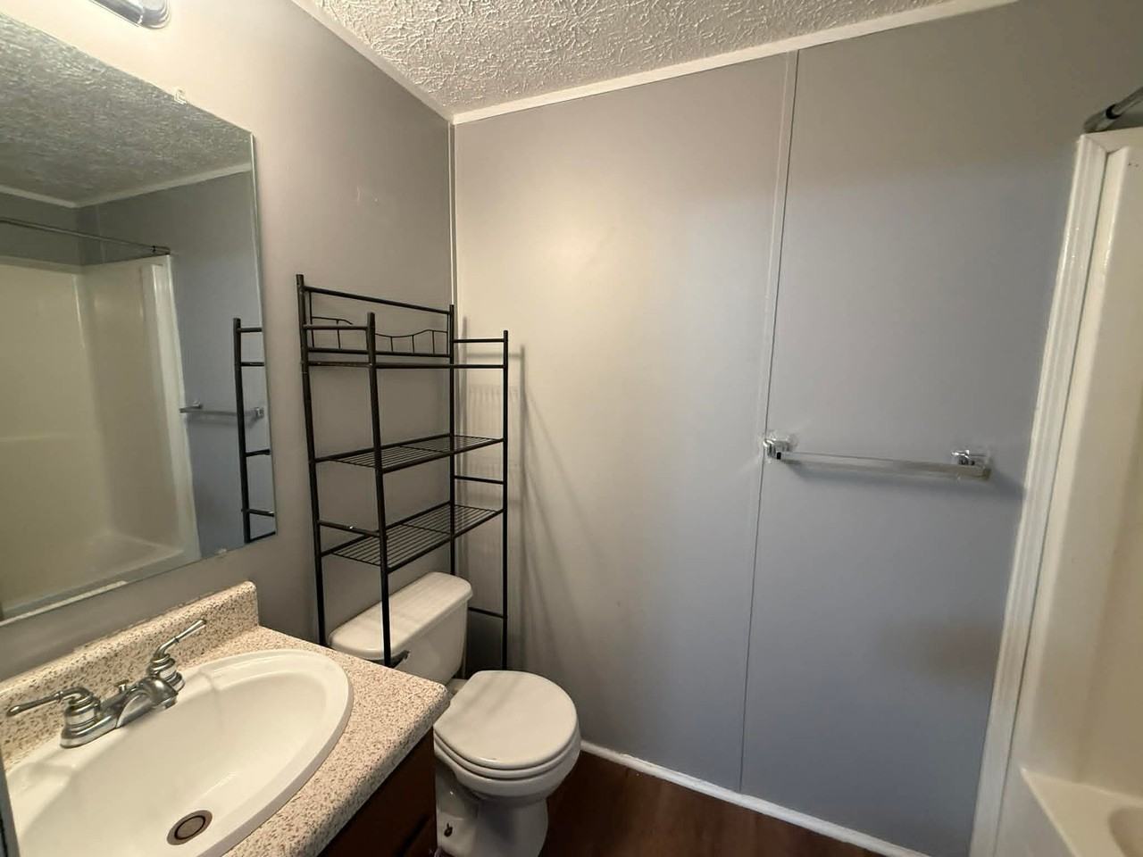1236 N Oaklane Rd #254 - Photo 6 of 8