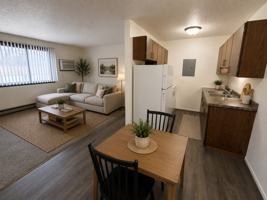 featured image of 2549 15th St S