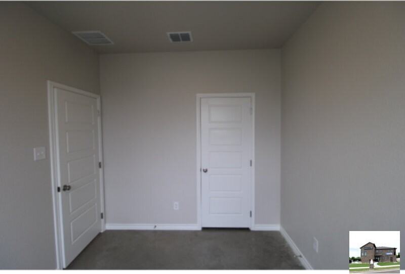 640 Pacific Crest Trl #B - Photo 5 of 22