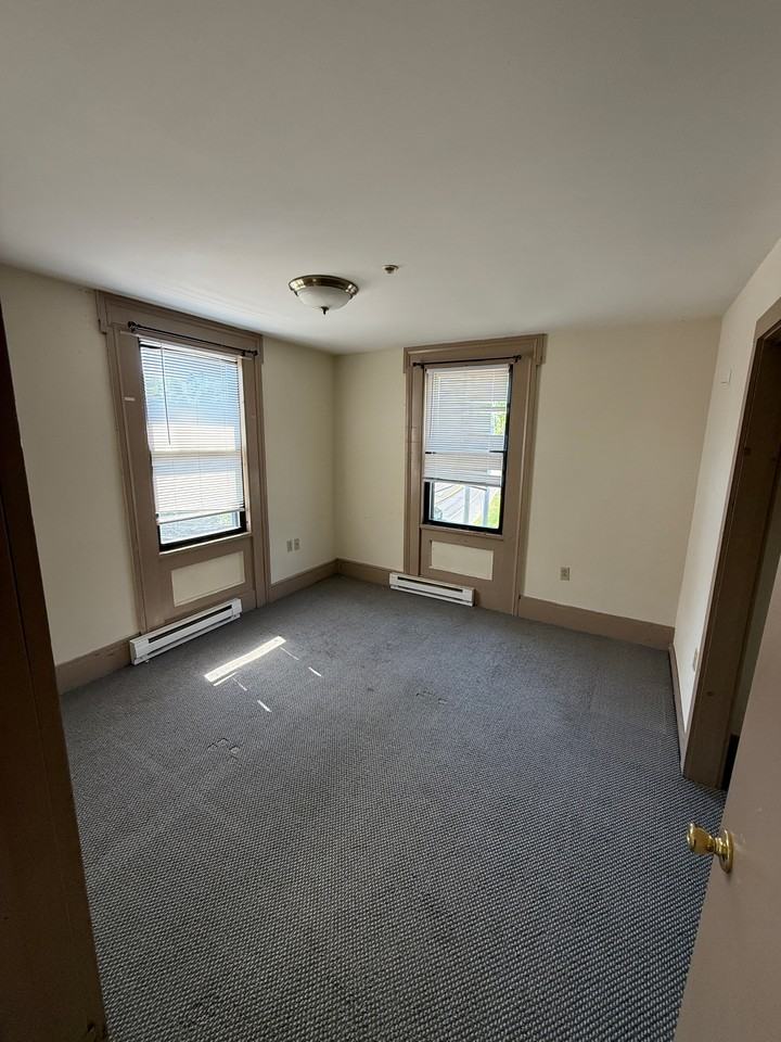 279 N Main St #5 - Photo 6 of 13