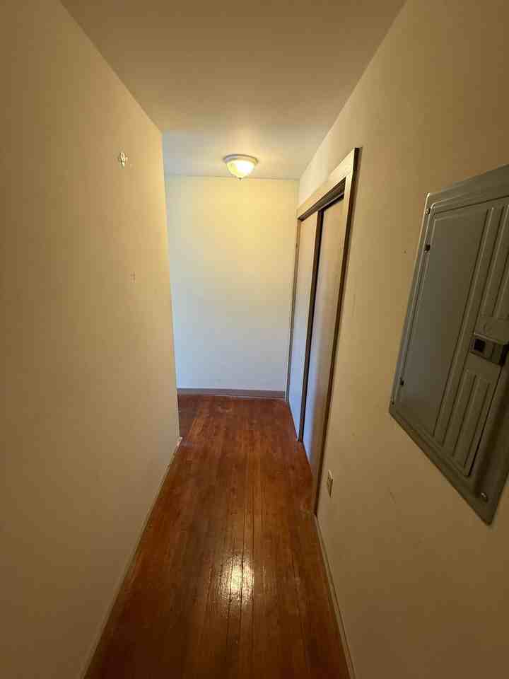 279 N Main St #5 - Photo 7 of 13