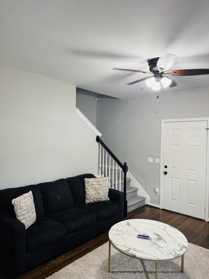 2162 Larchwood Rd Sw #NA - Photo 2 of 11