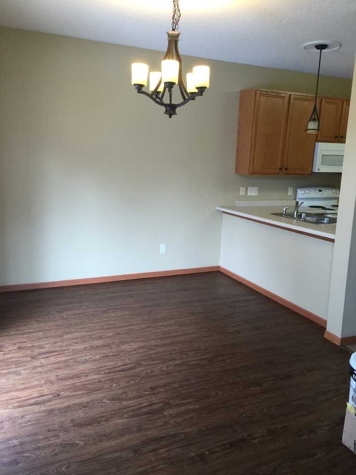 633 Kingfisher Ln #H - Photo 6 of 31