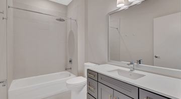 featured image of 1850 Green Bay Rd