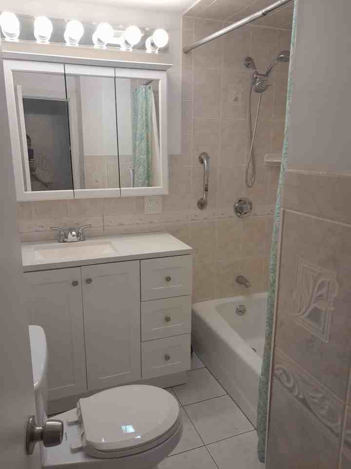 206 Paris St #2 - Photo 3 of 7