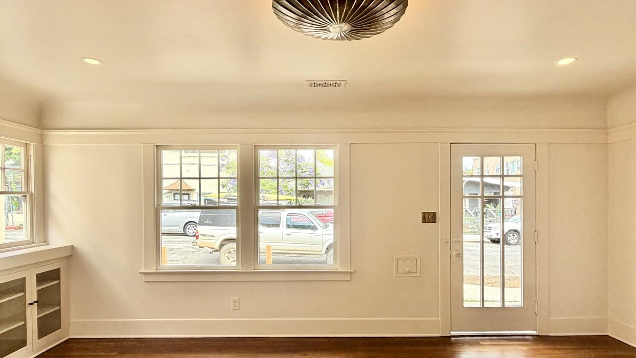 4078 Stephens St #NA - Photo 3 of 21