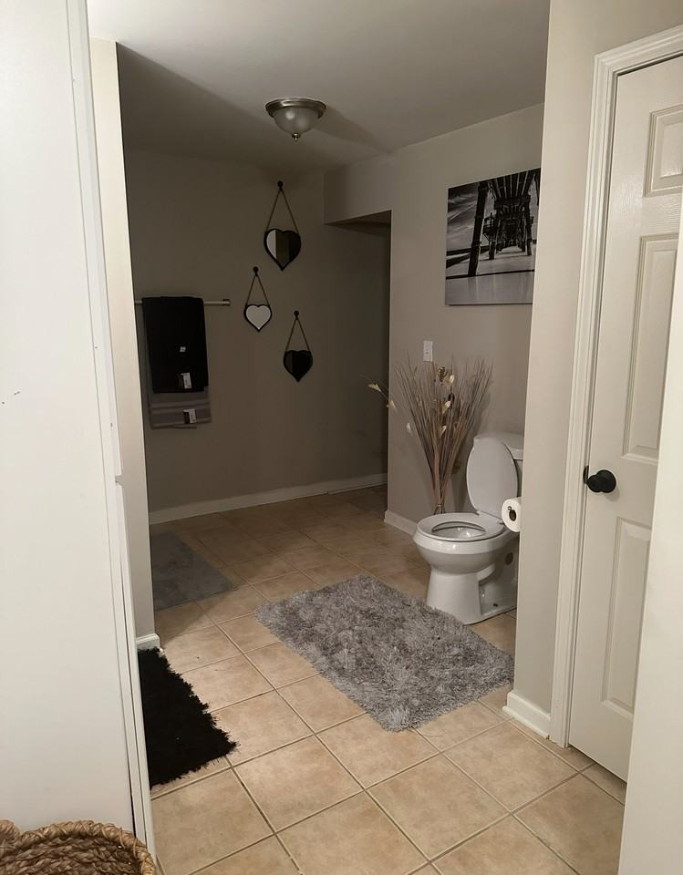 9443 Poole Rd - Photo 2 of 15