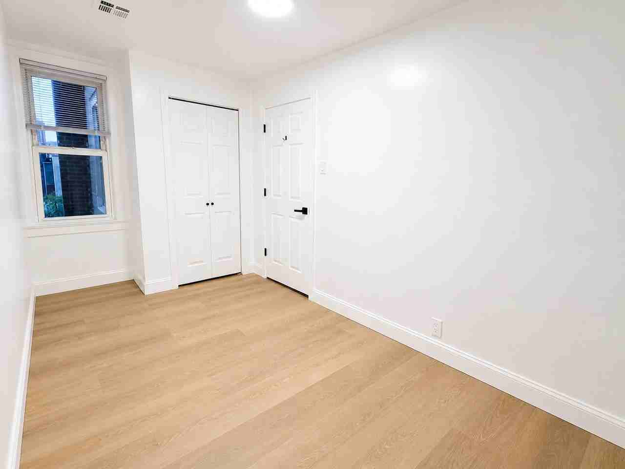 96 Nichols St #2 - Photo 6 of 13