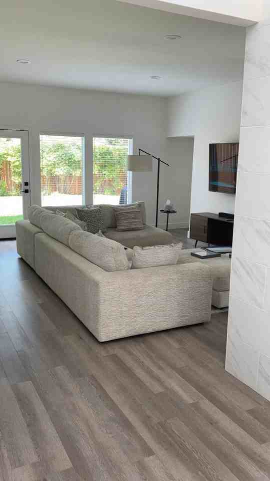 2252 Bunker Hill Cir #NA - Photo 3 of 10