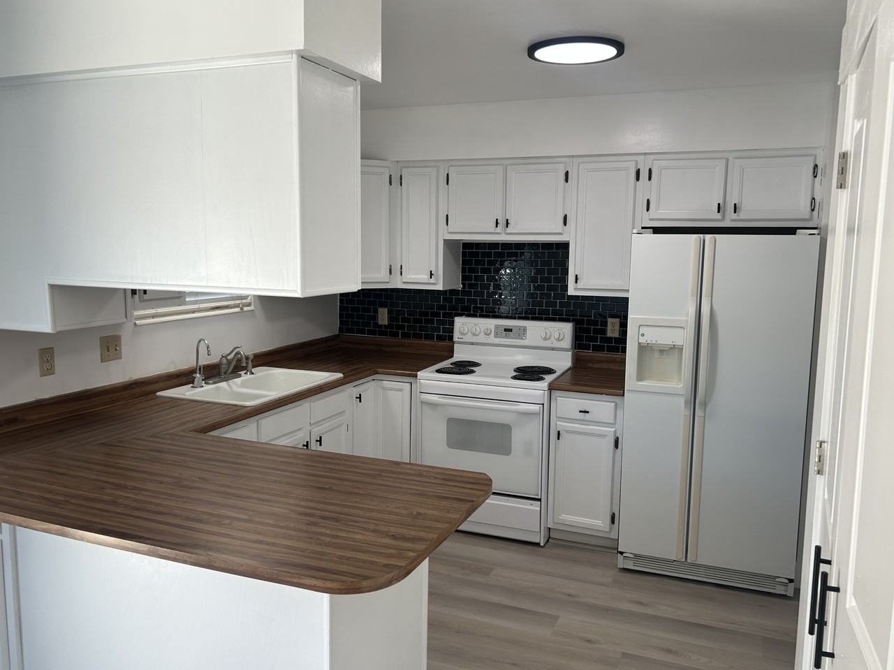 65 San Juan Ct #65 - Photo 2 of 24