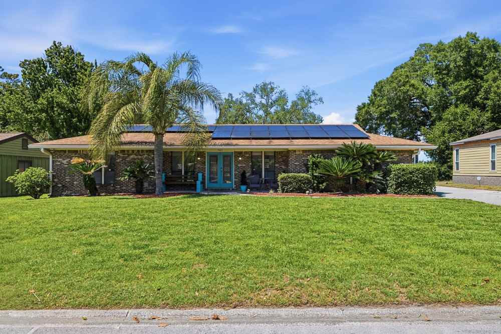 7065 Holiday Hill Ct #NA - Photo 3 of 30