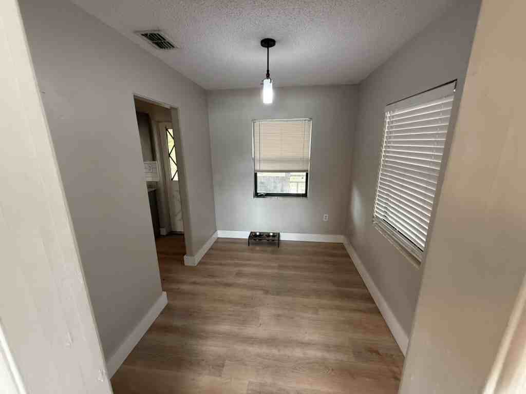 1414 E Muriel St #NA - Photo 2 of 7