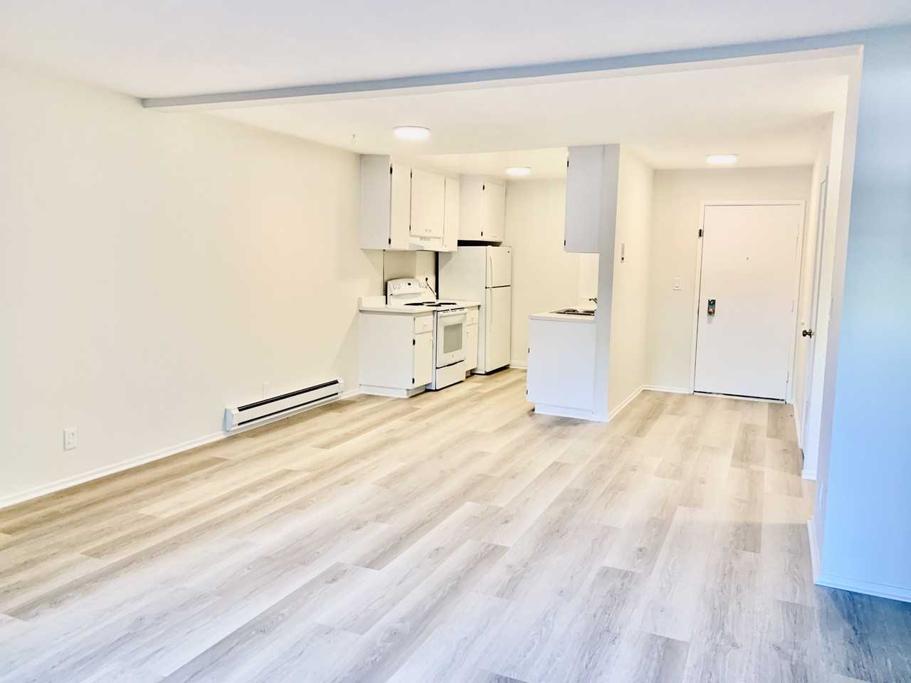 1327 Webster St #B101 - Photo 3 of 17
