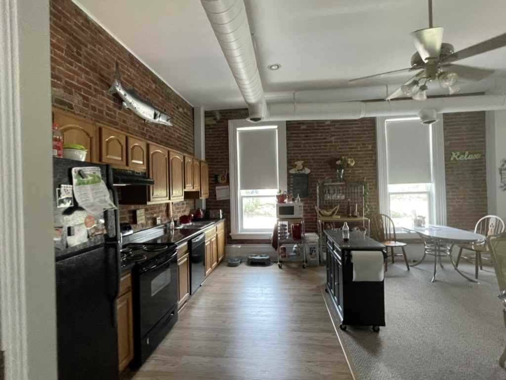 902 Military St #2 - Photo 3 of 10