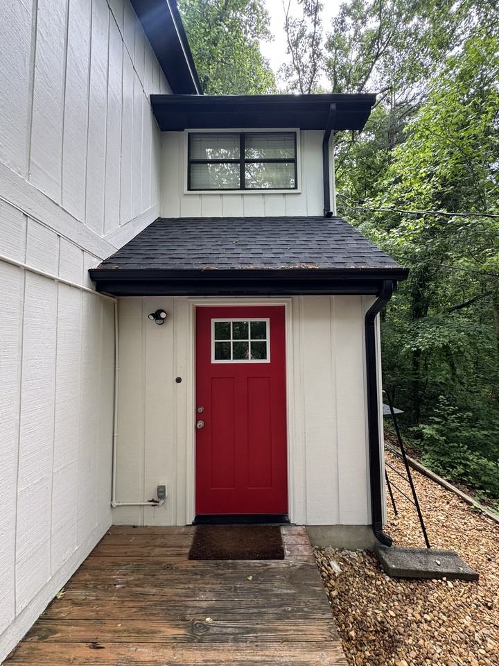 3222 Joselin Ln #B - Photo 2 of 19