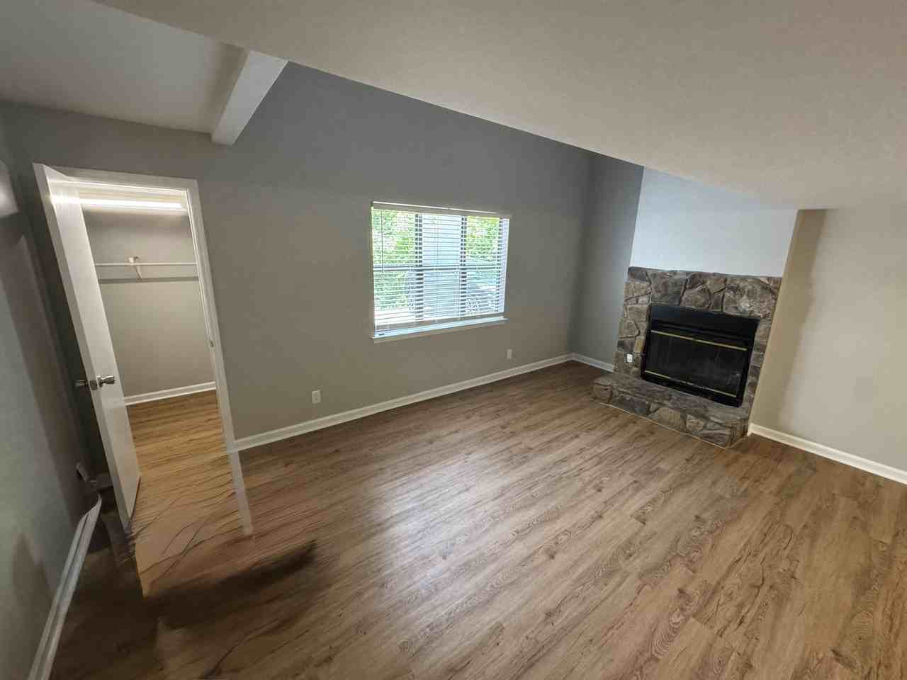 3222 Joselin Ln #B - Photo 5 of 19