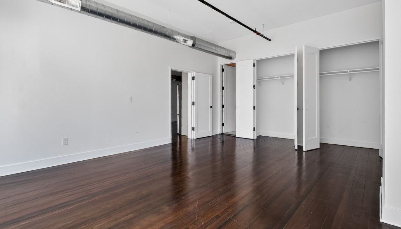 813 Chapel Street - Photo 6 of 36