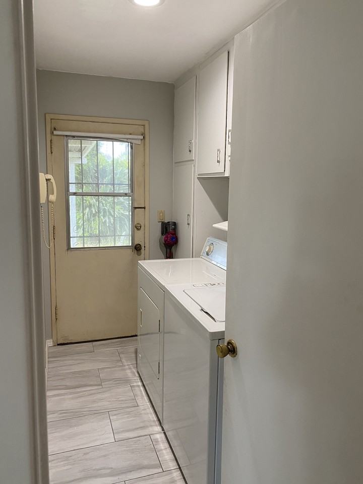 10672 Morningside Dr #NA - Photo 6 of 6