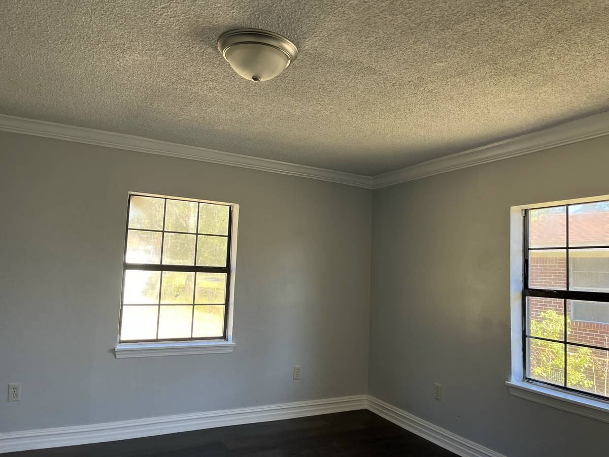 4831 Community Ave #NA - Photo 4 of 7