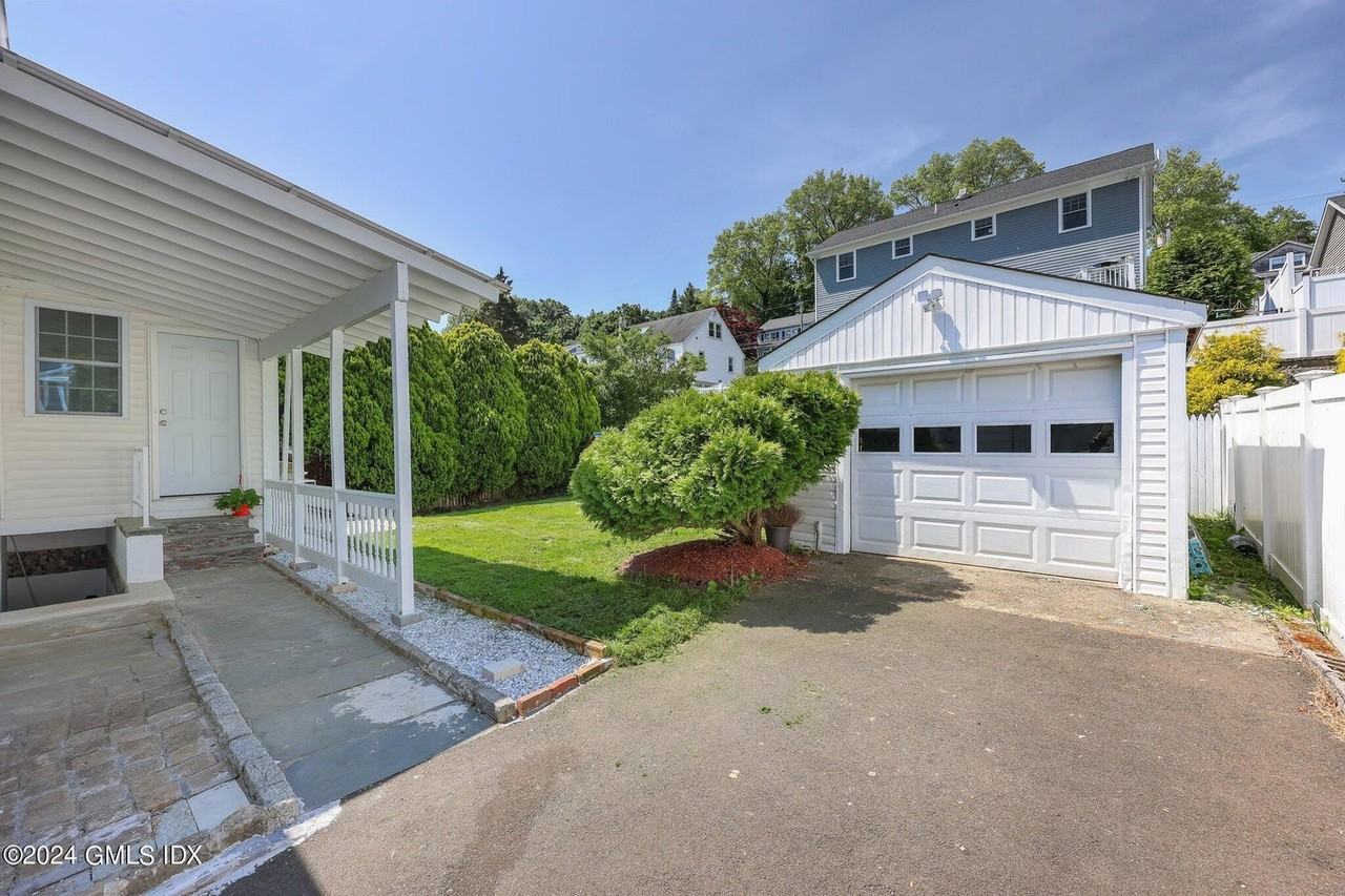 10 Fletcher Ave #NA - Photo 4 of 23