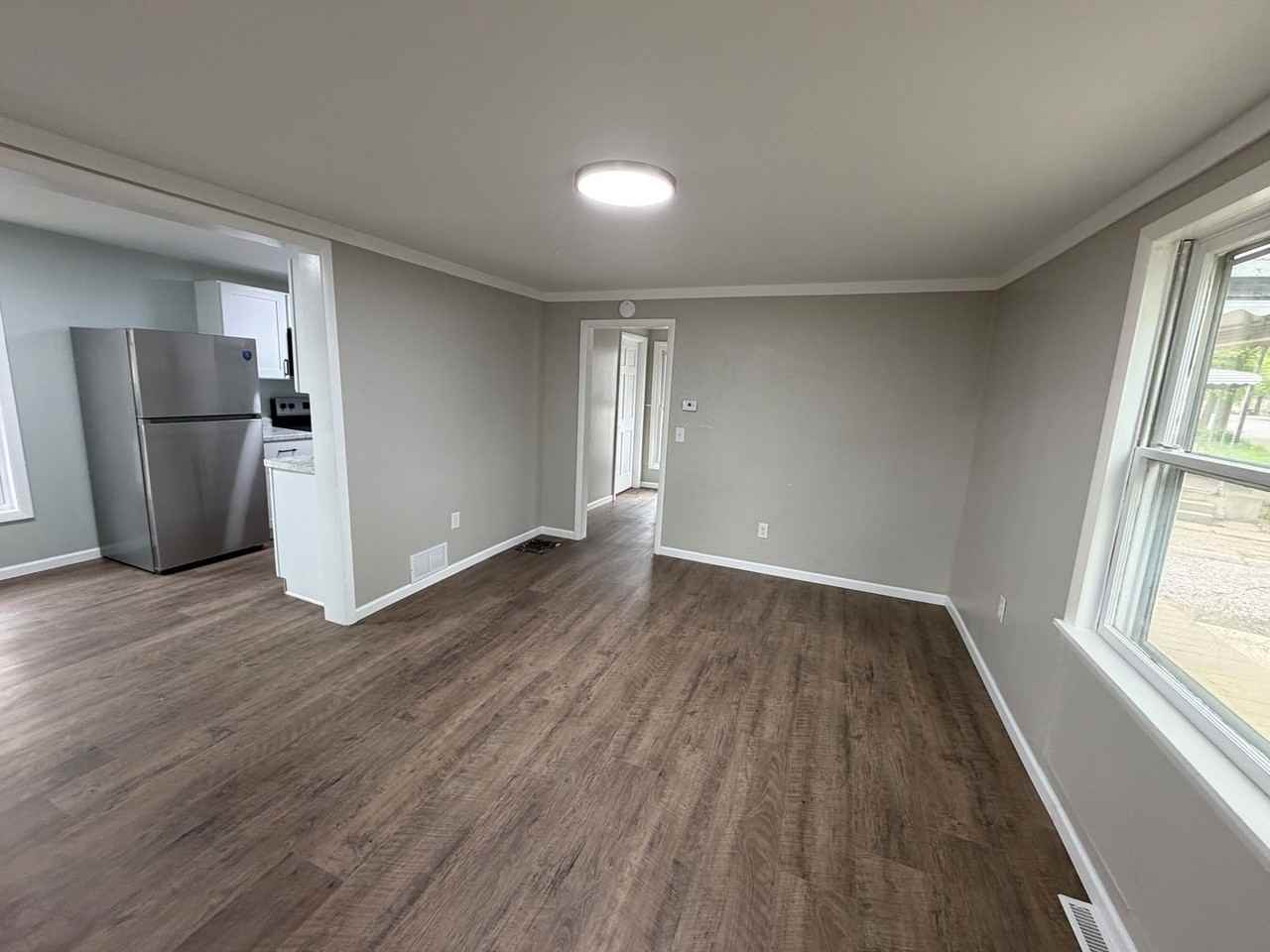 549 River St - Photo 7 of 19