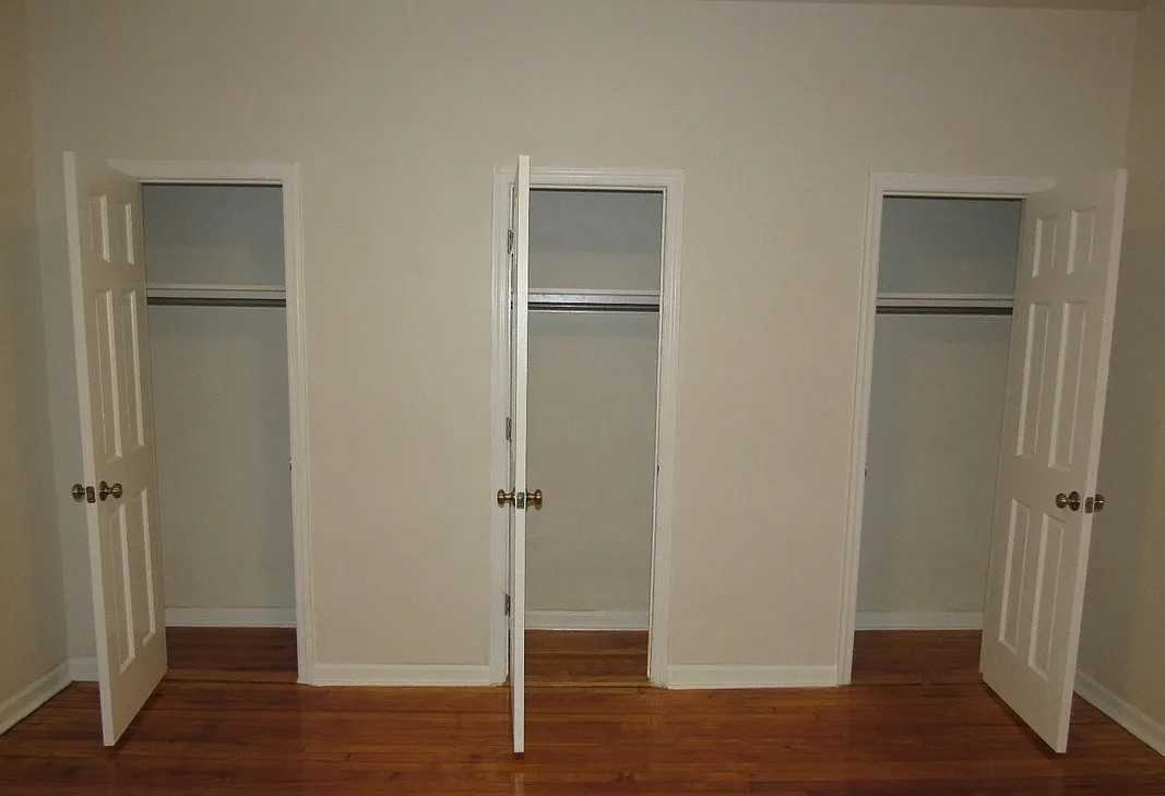 132-70 Sanford Avenue #2M - Photo 3 of 7