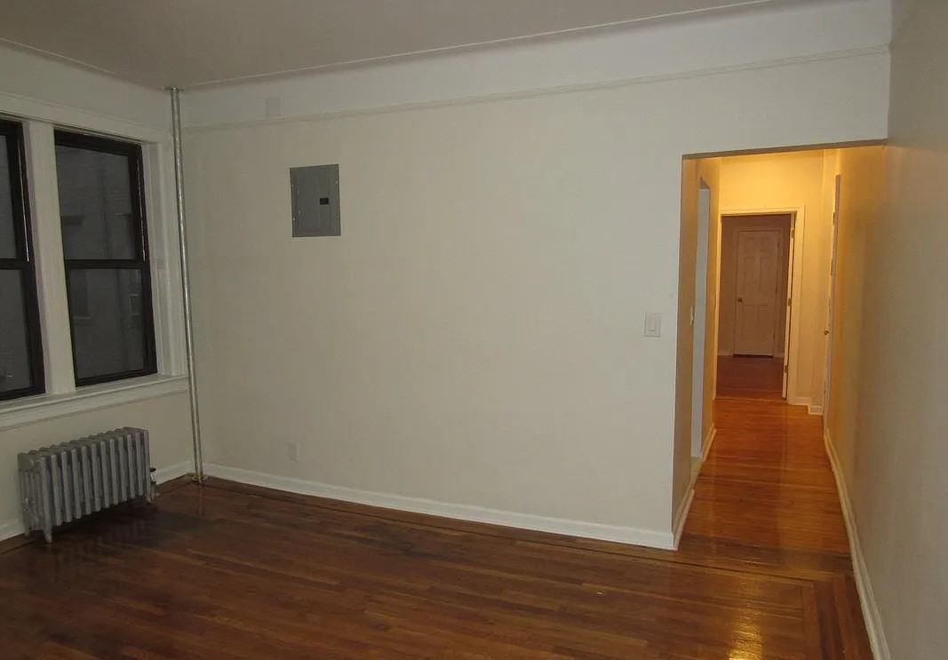 132-70 Sanford Avenue #2M - Photo 4 of 7